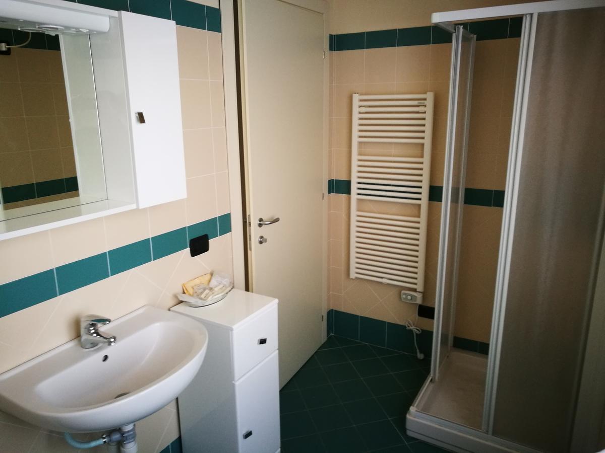 Locanda Della Pieve Tizzano Val Parma Dış mekan fotoğraf