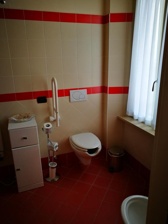 Locanda Della Pieve Tizzano Val Parma Dış mekan fotoğraf