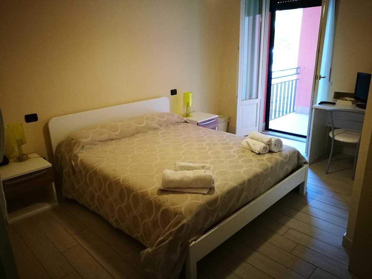 Locanda Della Pieve Tizzano Val Parma Dış mekan fotoğraf