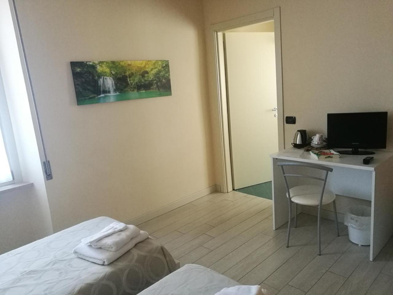 Locanda Della Pieve Tizzano Val Parma Dış mekan fotoğraf